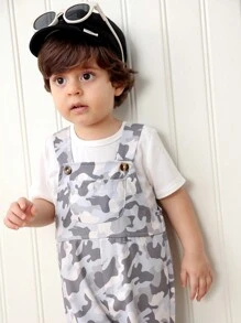 Dwuczęściowa biała koszulka dla chłopców z kamuflażowym kombinezonem, odpowiednia dla niemowląt do zabawy, dzięki czemu wyglądają bardziej modnie