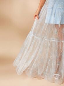 L'Amorae Vestido Longo Fluido e Transparente de Festa de Ano Novo com Floral Elegante em Renda - Azul bebê - Visão 5