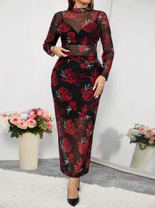 SHEIN Clasi 2 stuks elegante rozenprint plus size set: 1 net mesh top & 1 onderkant Valentijnsoutfit