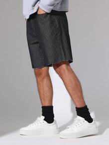 SUMWON Vintage Nadelstreifen Denim Shorts mit rohem Saum, klassischer gerader Schnitt, mittlere Taille, Sommer-Frühlings-Destroyed-Look, reguläre Länge, stilvoller urbaner Straßen-Jeans-Shorts - Schwarz - Übersicht 1