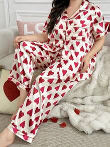 SHEIN 大码人造丝红色爱心印花短袖前开襟睡衣套装 - 杏色 - 查看 3