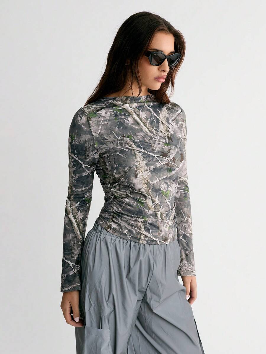 StreetHx Women's Autumn Street Style Plant Branch Print Slim Fit T-Shirt - Multicolor - View 1