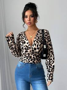 SHEIN Frenchy Women's Autumn Leopard Print V-Neck Long Sleeve Ruched Crop Blouse,Leopard Print Front Collar Overlapping Waisted Top, Puff Sleeve Short Shirt Winter Cheetah Casual - Multicolor - View 4