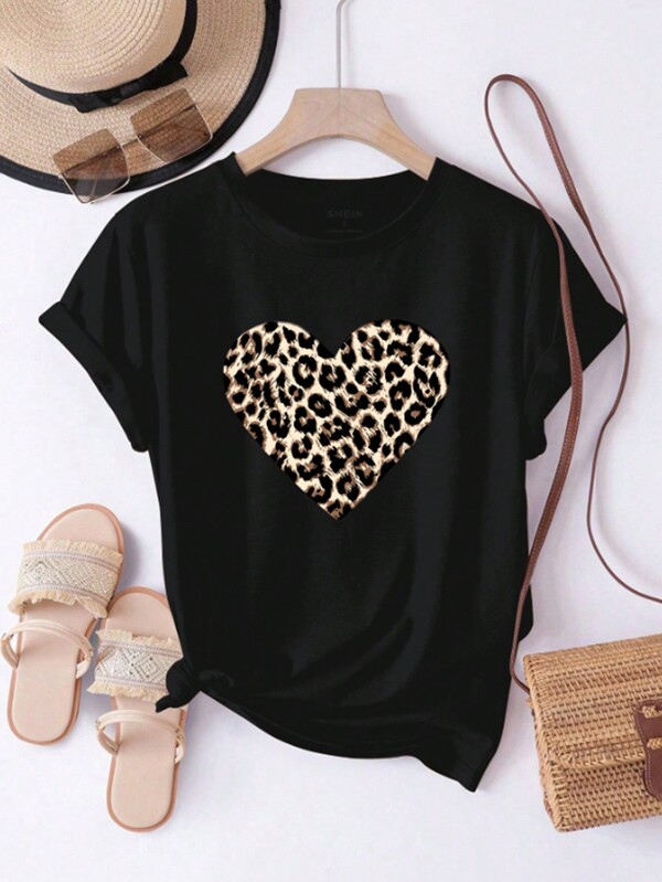 SHEIN GraphicGems Tricou casual confortabil pentru fete preadolescente, cu imprimeu leopard și inimă, cu mânecă scurtă și guler rotund, potrivit pentru ținute de vară și vacanță