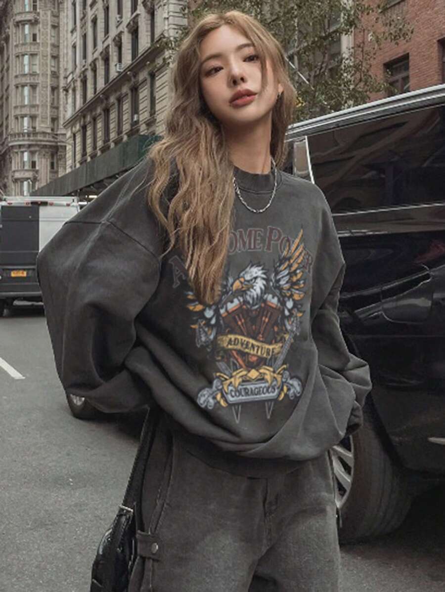 DAZY Áo nỉ cổ tròn tay dài in họa tiết đơn giản, rộng rãi, thoải mái cho nữ, quần áo mùa thu - Xám - Xem 1