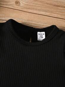 SHEIN 女婴泡泡袖罗纹连体衣搭配奶牛印花荷叶边喇叭裤和蝴蝶结头带套装