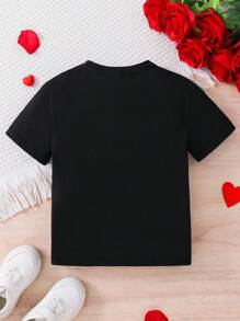 1 件年轻男孩休闲简约花卉和字母图案针织宽松 T 恤，学院风和基本款风格，春夏季舒适，适合情人节