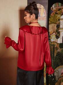 SHEIN VCAY 大码度假优雅性感荷叶边 V 领长袖衬衫。3D 玫瑰 - 紅色 - 查看 2