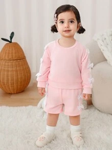 SHEIN Playful Pals 2件套女婴休闲运动可爱甜美侧边蝴蝶结设计宽松舒适针织面料圆领长袖连帽T恤上衣和短裤套装，粉色 - 粉色 - 查看 6