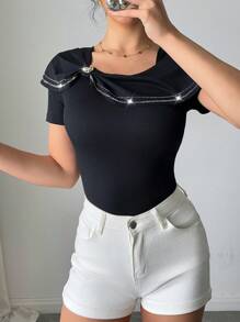 Chiquease Camiseta de manga corta con parche de lazo, con aplicaciones de piedras, corte slim, estampados florales aleatorios de verano - Negro - Ver 3