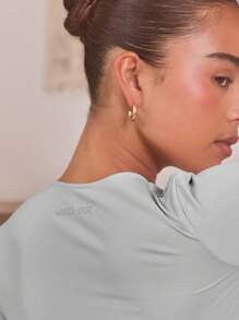 Musera Sport 女士扭纹短款运动 T 恤，适用于板网球、网球、匹克球健身 - 淺灰色 - 查看 5