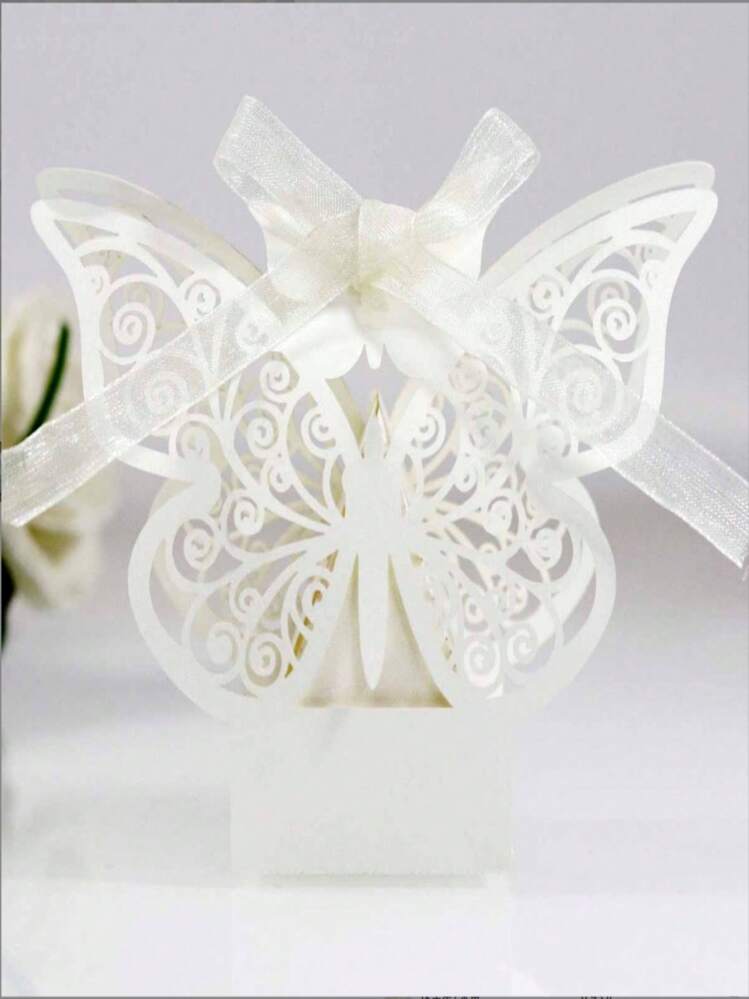 20 piezas Cajas de regalo con corte láser de mariposa DIY para bodas, cumpleaños, cajas de dulces con cintas, lindas cajas de chocolate para favores de boda, fiesta de cumpleaños, Día de la Madre, Pascua, graduación, despedida de soltera, artículos de boda, suministros para fiestas, decoraciones del Día de San Valentín, Día de San Valentín, cumpleaños, Día de la Madre, Pascua, decoraciones de graduación, despedida de soltera, artículos de boda, suministros para fiestas, decoraciones de baby shower, decoraciones de Ramadán, despedida de soltera, decoraciones del Día de San Patricio, decoración de habitaciones, regalos para invitados de boda, cajas de regalo - Beis - Añade 1