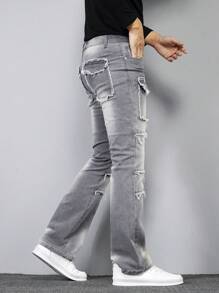 Manfinity Roughcore جينز كاجوال بتصميم أطراف مبللة مع جيوب للرجال - رمادي - مشاهدة 7