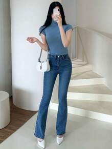 DAZY 女式纯色水洗弹力修身喇叭牛仔裤，四季皆宜 - 中等水洗藍 - 查看 5