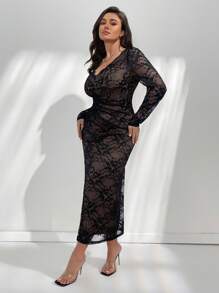 SHEIN Privé 大码女式优雅浪漫蕾丝 V 领连衣裙（黑色），适合婚礼派对、新年派对、情人节场合 - 黑色 - 查看 3