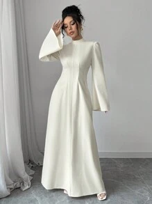 Siren Gaze 女式褶皱腰喇叭长袖连衣裙