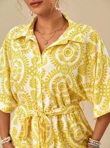 Travachic 全體植物印花垂墜肩帶腰帶襯衫連體褲 - 芥末黃 - 查看 3