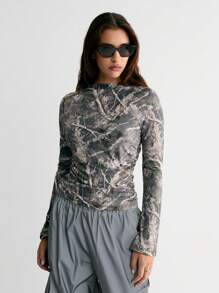 StreetHx Women's Autumn Street Style Plant Branch Print Slim Fit T-Shirt - Multicolor - View 4