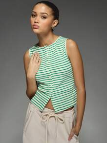 MISSGUIDED Parte superior sin mangas con botones y textura rayada