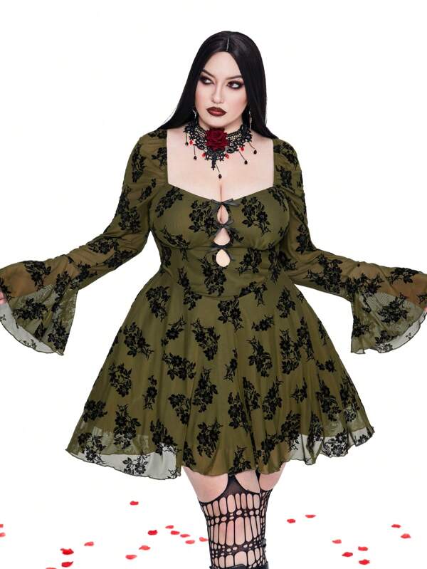 Whyspr Goth Punk Plus Size Velvet Burnout Lace Butterfly Sleeve A-Line Short Dress Goth Women Outfit
