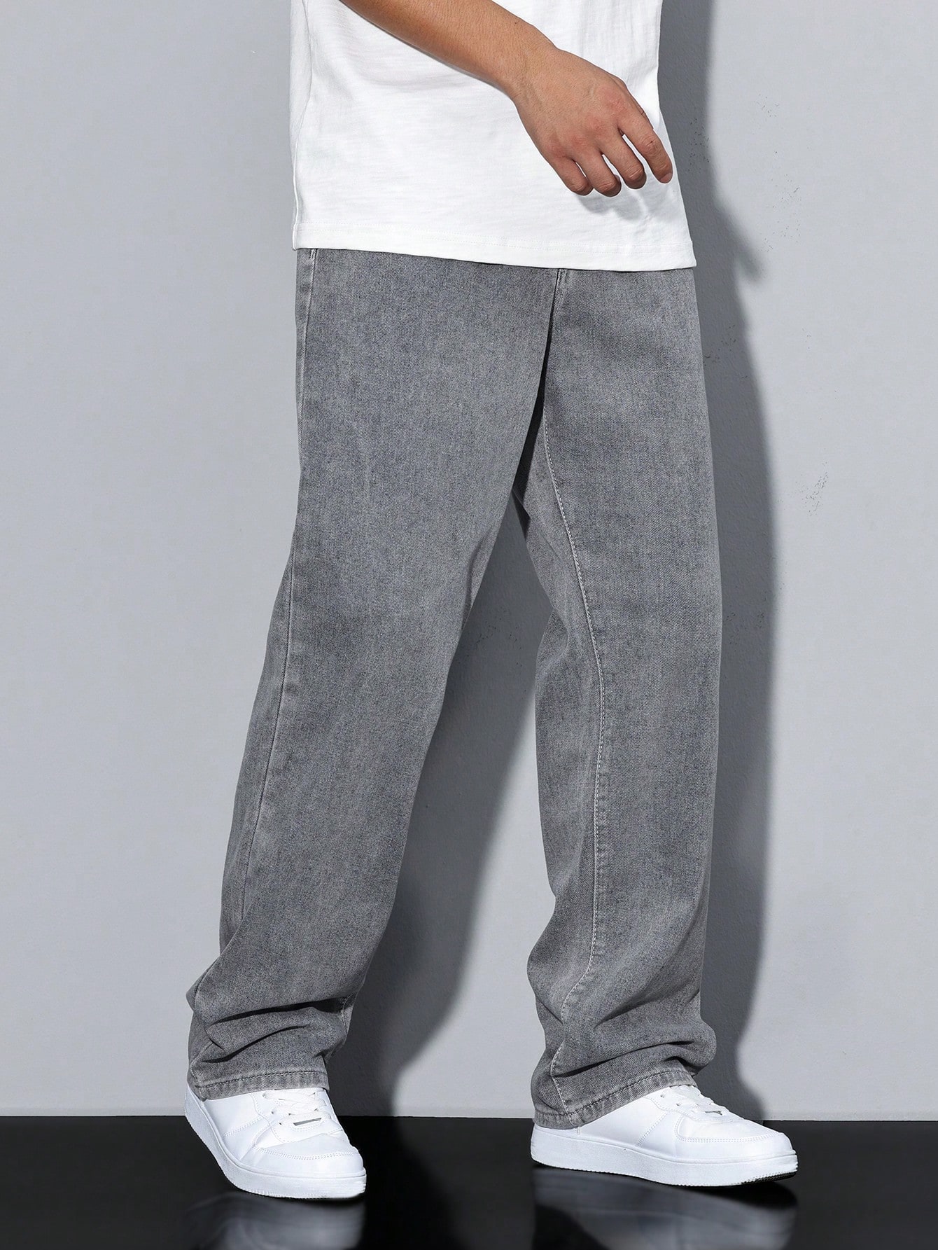 Manfinity Homme سراويل جينز رجالي فضفاضة ذات جيب م...