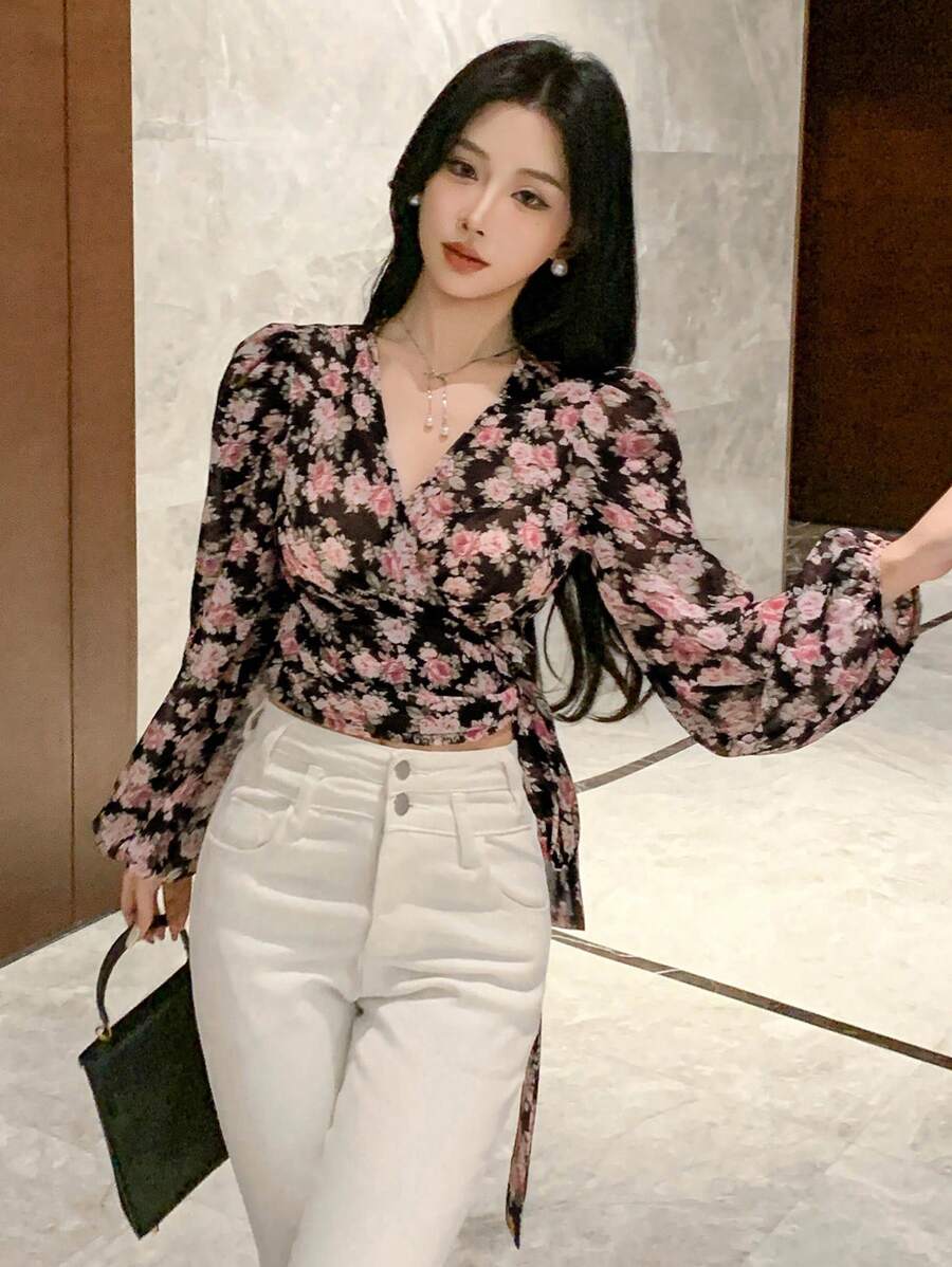 DAZY Áo kiểu nữ tay dài cổ chữ V in hoa, thắt eo, ngắn, phong cách boho mùa thu, thích hợp cho kỳ nghỉ. - màu đen - Xem 1