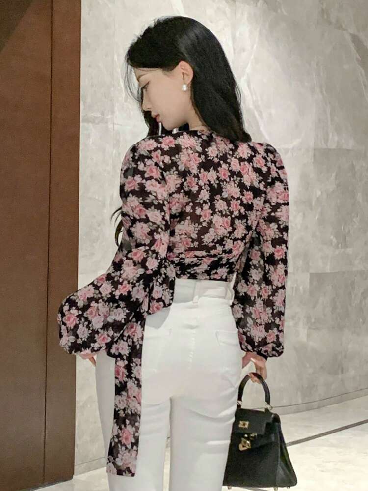 V-Neck Floral Printed Long Sleeve Tie-Waist Short Women Blouse, Fall Graphic Vacation Women Boho