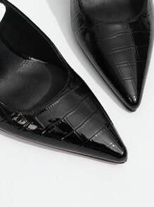 CUCCOO BIZCHIC Damen Burgunderrote Schleifendekoration Lolita Stil High Heel Pumps mit Knöchelriemen - Schwarz - Übersicht 4