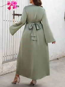 Flirla Plus Size Women's Solid Satin Pleated Hem Slit Flare Sleeve Maxi Party Dress, Elegant Spring Autumn Winter Fall Cloth For Women - Green - View 2