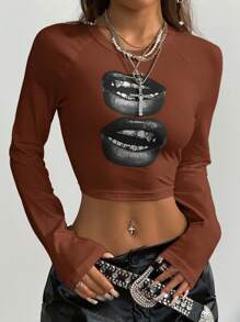 Coolane Y2K 音乐节图案弹力 T 恤 - 棕色 - 查看 1