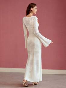 MOTF PREMIUM 3D 花卉贴片喇叭袖毛衣裙，情人节装 - 白色 - 查看 5