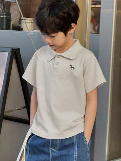 DAZY 青少年男孩正面纽扣短袖简约 T 恤，休闲日常穿着，返校服装