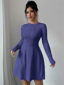 Chiquease Robe pull moulante mi-longue violet de type A en couleur unie - bleu indigo - Voir 5