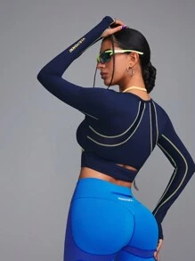 Innovista 女士3D立体曲线拼接镂空网眼运动T恤上衣，蓝色撞色设计，性感长袖，适合女孩运动、健身、锻炼、瑜伽、日常休闲、跑步等场合，秋季女装，健身服，跑步运动秋季女装，清爽浅蓝色 - 藏蓝色 - 查看 10