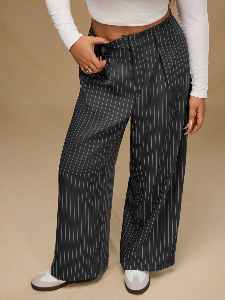 Forever 21 Plus Size Women Straight Leg Striped Print Work Pants - Grey - View 1