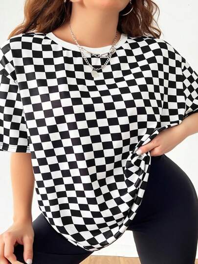 Coolane Casual Minimalist Allover Checkered Print Plus Size Women Short Sleeve Round Neck T-Shirt, Suitable For Summer Suitable For Going Out
