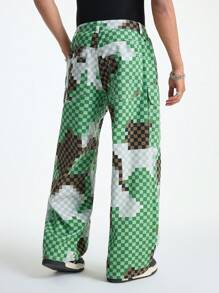 Chillumni Men's Camouflage Denim Patchwork Loose Cargo Pants, Street Fashion Wide Leg Trousers - Army Green - View 2