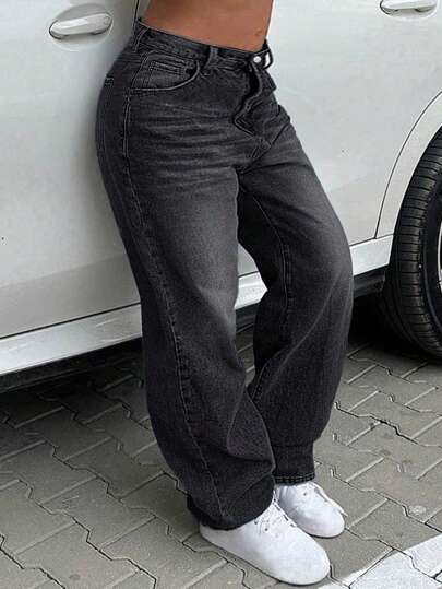 Plus Size Casual Loose Straight Leg Jeans