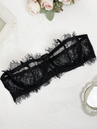 女士花卉蕾丝蝴蝶结装饰文胸