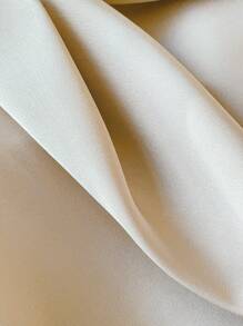 SHEIN Frenchy Ensemble tailleur-jupe de grande taille élégant, blazer près du corps couleur champagne et jupe dorée - Beige - Voir 5