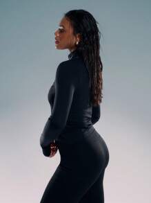 Musera Sport Long Sleeve High Neck Zip Up Jacket, Padel, Tennis, Pickleball Gym Fitness - Black - View 2