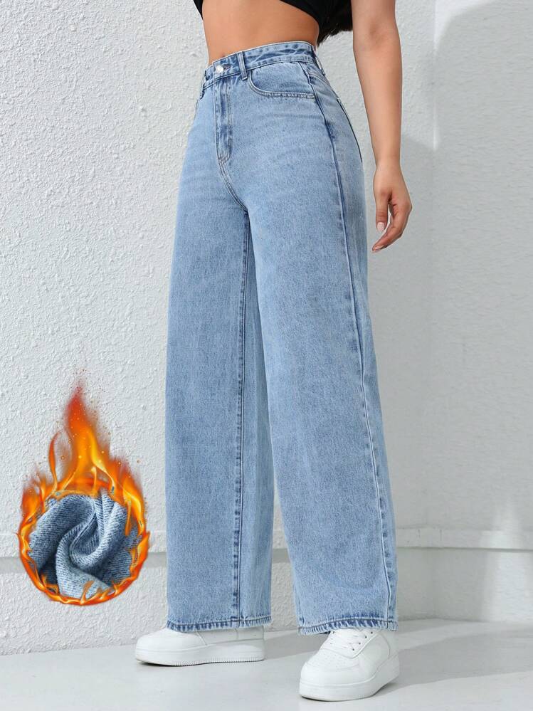 Women's Front Button Pocket Simple Denim Jeans, Casual Everyday Wear - Medium Wash - View 4