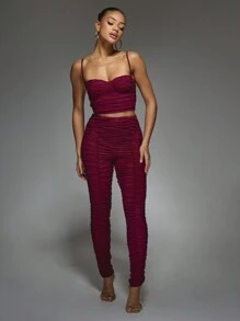 MISSGUIDED مجموعة قطعتين ملتفة توب قصير وبراليت وبنطلون ضيق خصر عالٍ للرقص والتمارين والخروج والمناسبات، مصنوعة من قماش مطاطي شبكي يخفي العيوب، طقم متناسق - روز أحمر - مشاهدة 6