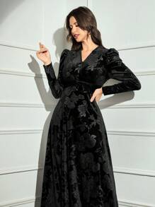 Modelyn Women's Solid Color Long Sleeve Arabic Casual Dress, Minimalist Fashion For Everyday Wear Long Evening Dresses