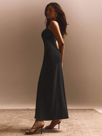 Athîral 女士长款休闲连衣裙，简约时尚，适合日常穿着