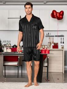 2pcs/Set Men's Letter Print Faux Silk Jacquard Striped Single Breasted Shirt And Shorts Pajamas Set - Black - View 6