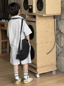 Dazy Kids 2 件套青少年男孩字母印花圆领短袖 T 恤和宽松短裤套装，休闲，返校服装