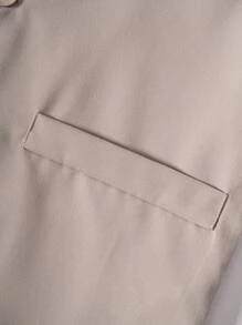 SHEIN Conjunto de Terno Cavalheiro de 3 Peças para Meninos Pré-Adolescentes, Composto por Camisa de Manga Curta de Cor Sólida com Corte Simples, Colete em V e Calças