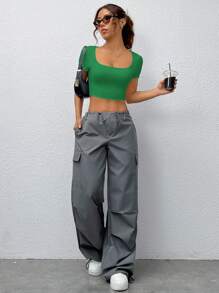 SHEIN EZwear Seamless Green Round Neck Short Sleeve T-Shirt And Shorts Set, Slim Fit - Green - View 3