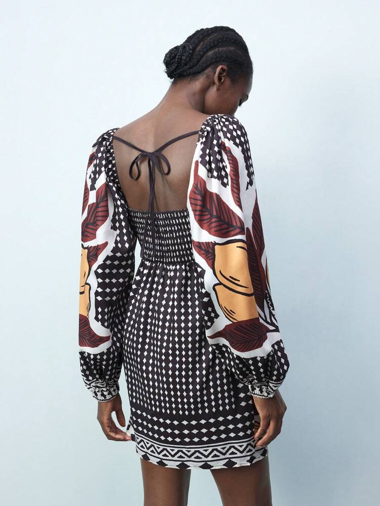 SHEIN Maija Black & White Diamond Grid Floral Print Twist Front Crop Dress, Casual Beachwear Romantic, Fashion, Versatile; Suitable For Summer Vacation, Comfortable, Bohemian Style, Beach Wear, Swimsuit Cover-Up, Stylish, Elegant, Casual, , Simple Daily Wear, Country Style, Essential, Solid Color, Holiday Casual, Decent, Single Lady, Ideal For Vacation Elegant Fashion Business Casual Woman Going Out Tops Graduation Outfit European Summer Hawaii Outfits Women Summer Dresses For Women Streetwear Women Stockholm Style Teacher Outfits For Women